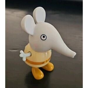 Peppa the Pig FRIEND EDMOND ELEPHANT Replacement 2" Figure Yellow Clothes